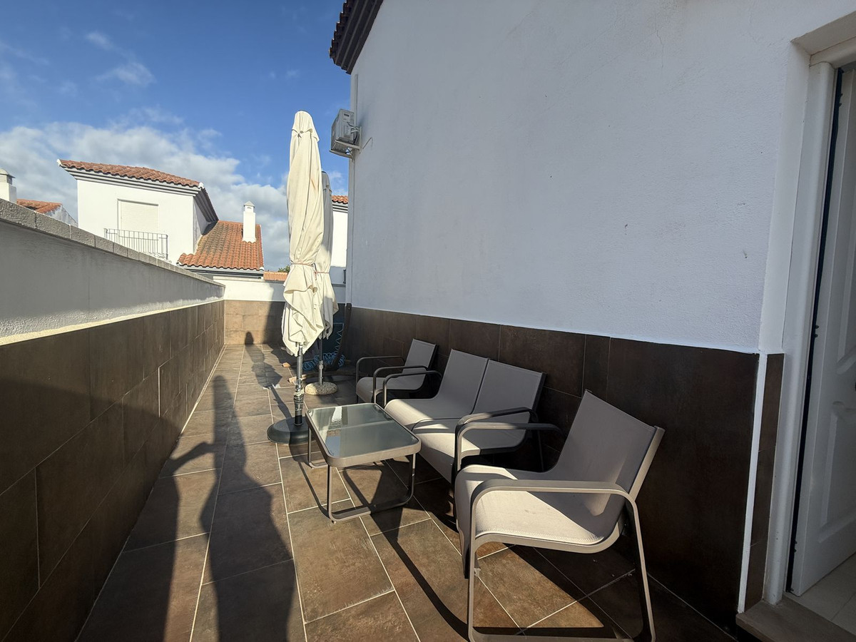 Se vende Villa - Chalet de 3 dormitorios en Costa Del Sol, Málaga, España