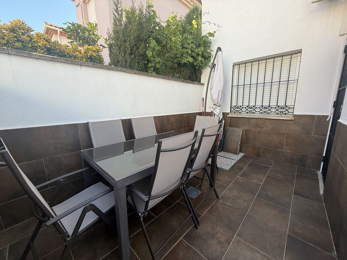 Se vende Villa - Chalet de 3 dormitorios en Costa Del Sol, Málaga, España