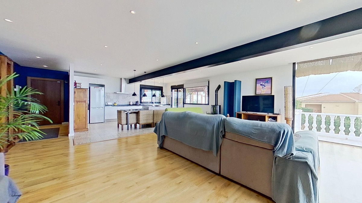 Se vende Villa - Chalet de 6 dormitorios en Costa Del Sol, Málaga, España