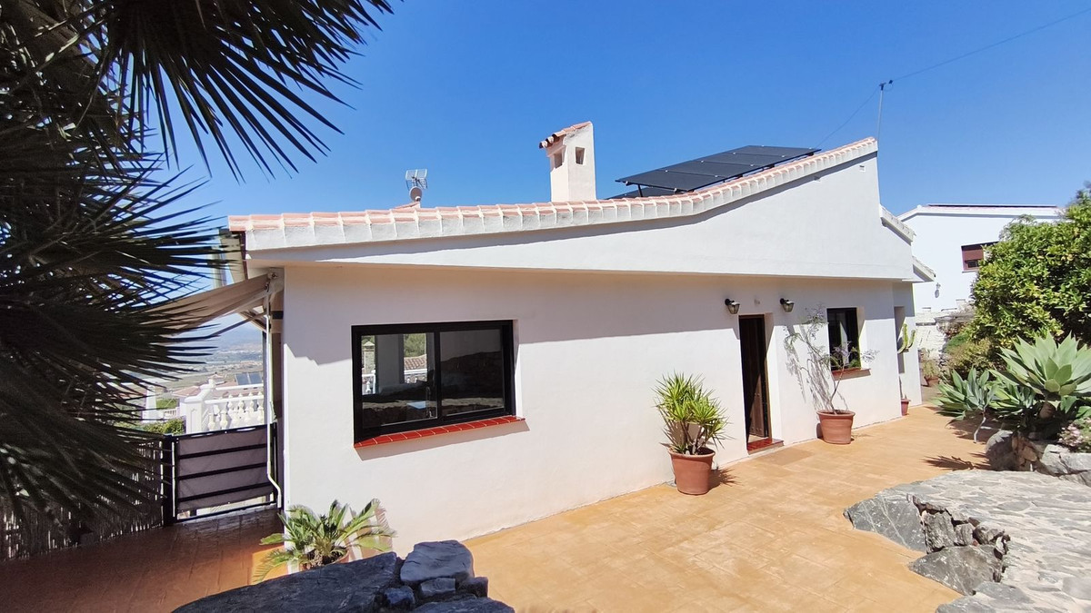 Se vende Villa - Chalet de 6 dormitorios en Costa Del Sol, Málaga, España