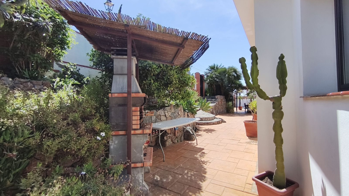 Se vende Villa - Chalet de 6 dormitorios en Costa Del Sol, Málaga, España