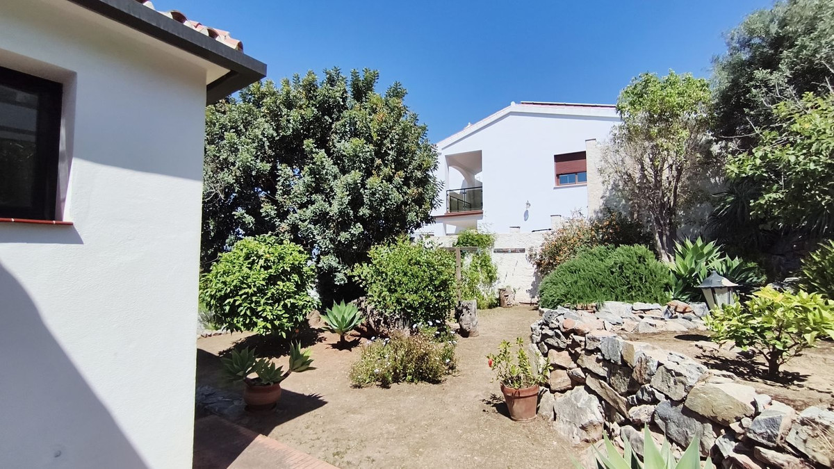 Se vende Villa - Chalet de 6 dormitorios en Costa Del Sol, Málaga, España