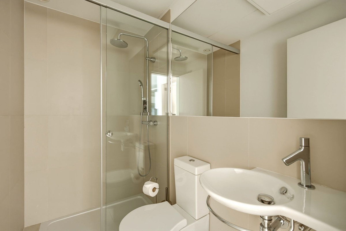 2 Bed Apartment for sale in Benalmadena Costa Costa Del Sol, Málaga, Spain