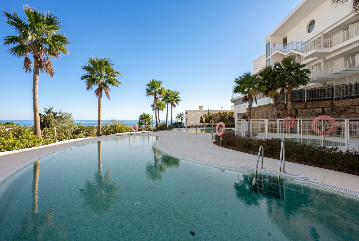 2 Bed Apartment for sale in Benalmadena Costa Costa Del Sol, Málaga, Spain