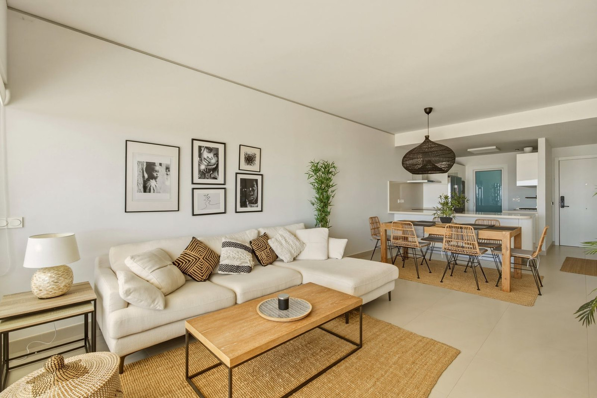 2 Bed Apartment for sale in Benalmadena Costa Costa Del Sol, Málaga, Spain
