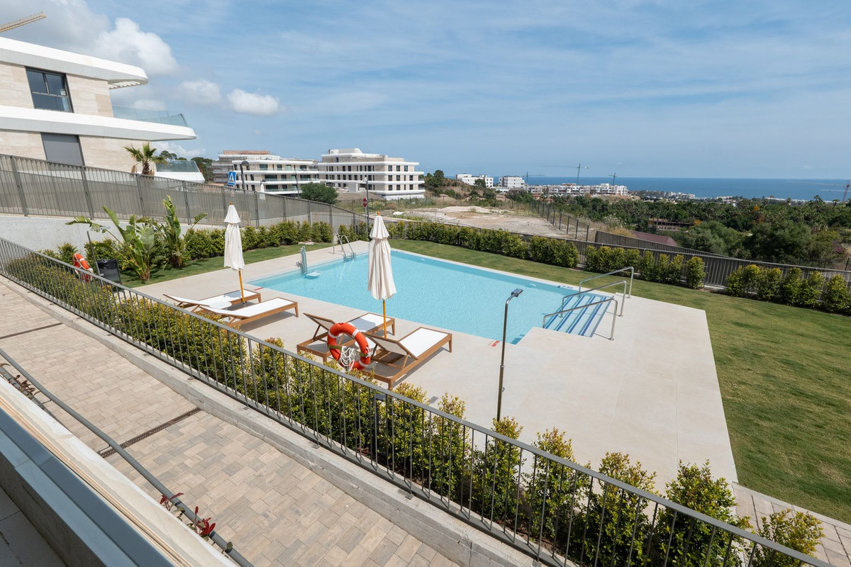 2 Bed Apartment for sale in Selwo Costa Del Sol, Málaga, Spain