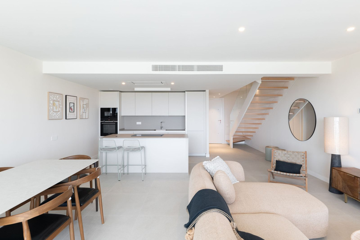 2 Bed Apartment for sale in Selwo Costa Del Sol, Málaga, Spain