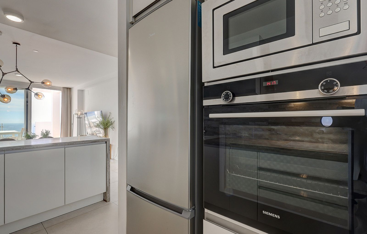 3 Bed Apartment for sale in Benalmadena Costa Del Sol, Málaga, Spain