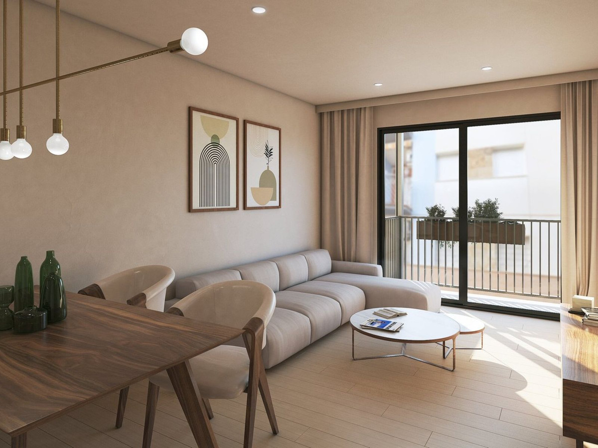 2 Bed Apartment for sale in Fuengirola Costa Del Sol, Málaga, Spain