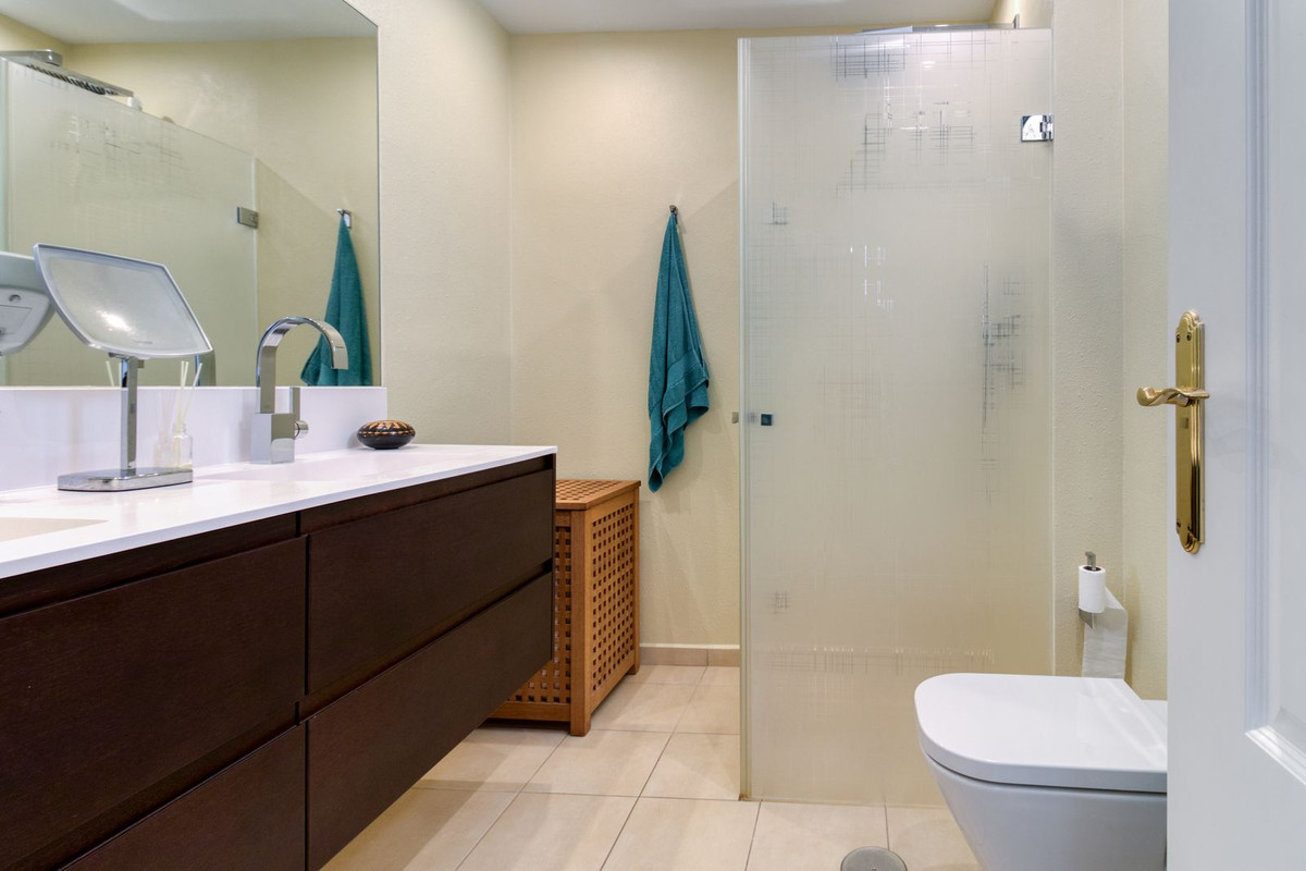 2 Bed Apartment for sale in Benalmadena Costa Del Sol, Málaga, Spain