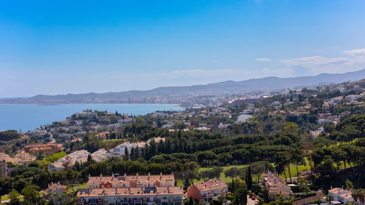 2 Bed Apartment for sale in Benalmadena Costa Del Sol, Málaga, Spain