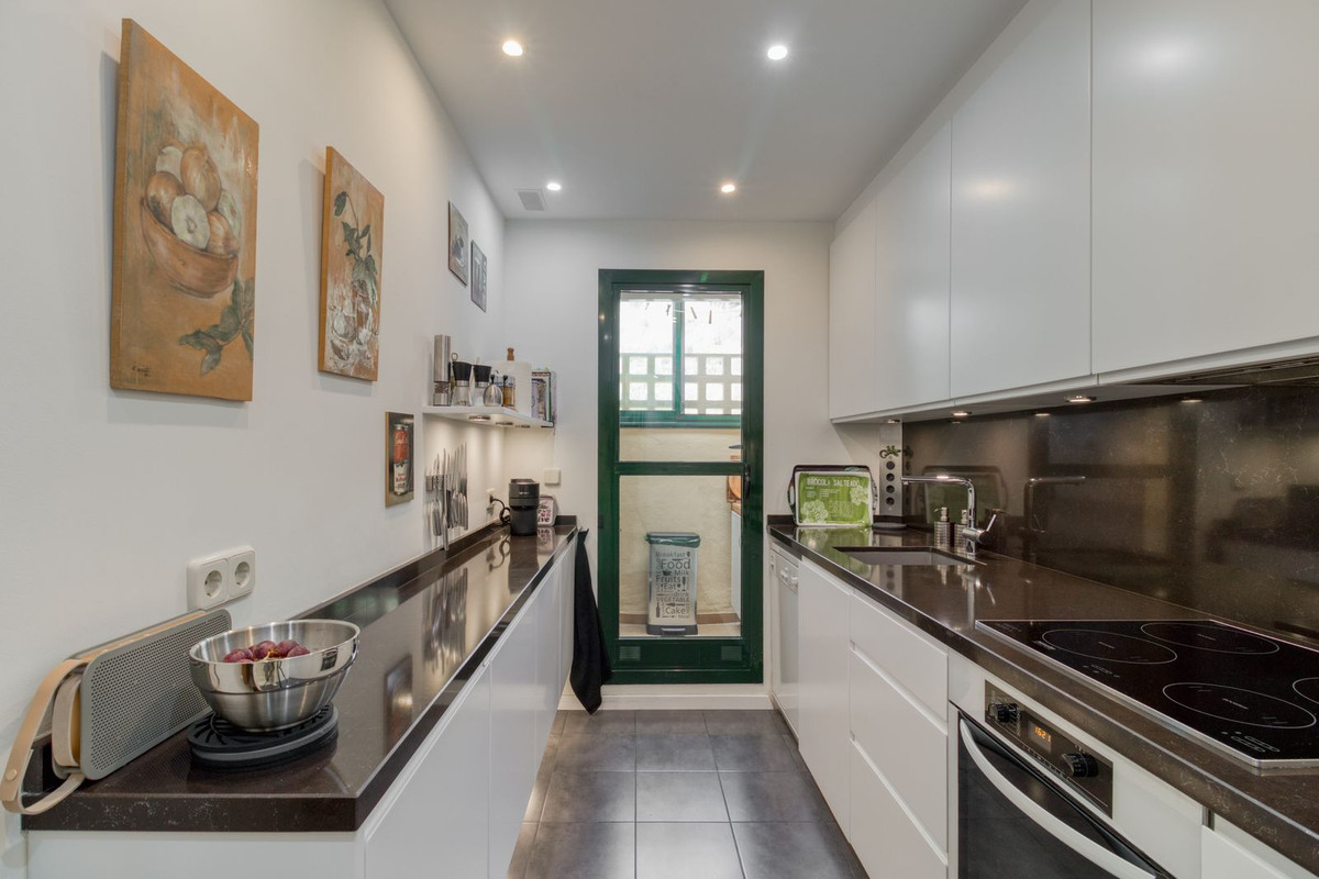 2 Bed Apartment for sale in Benalmadena Costa Del Sol, Málaga, Spain