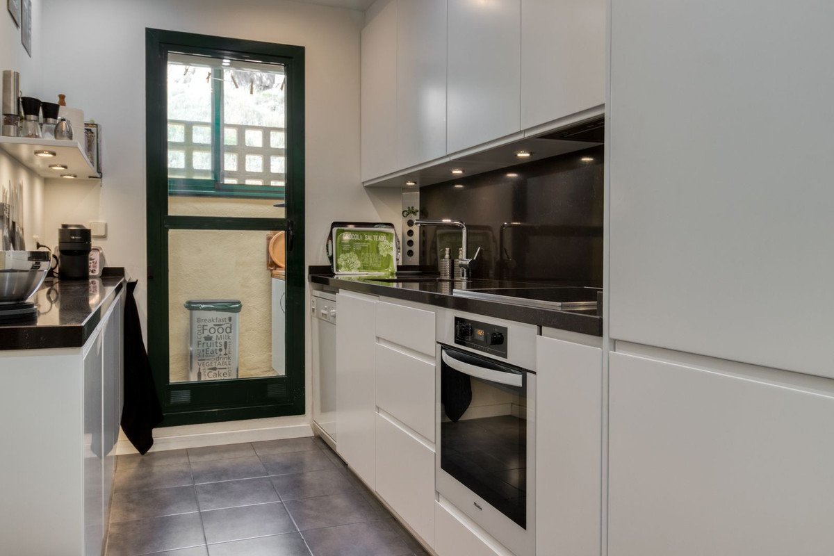 2 Bed Apartment for sale in Benalmadena Costa Del Sol, Málaga, Spain