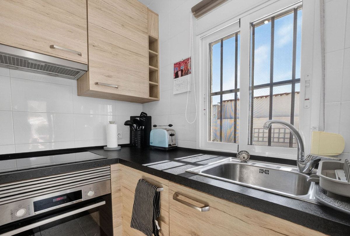 Se vende Pareada de 3 dormitorios en Costa Blanca, Alicante, España
