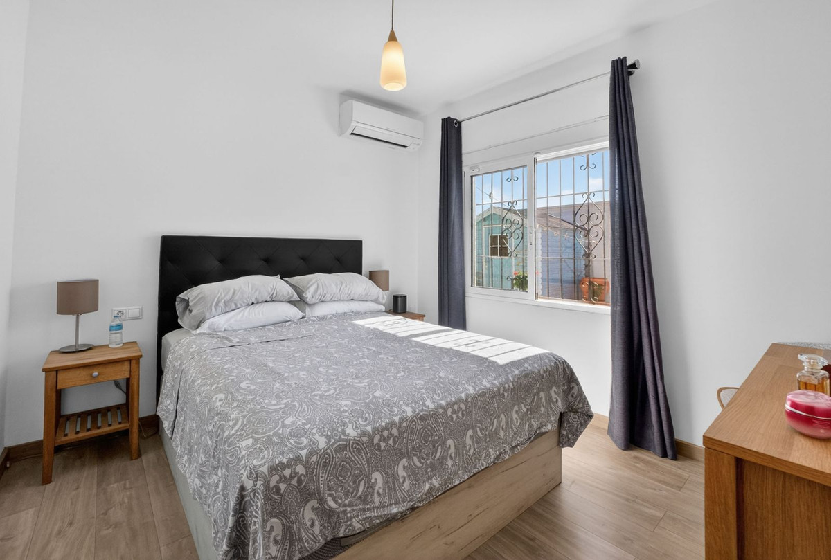 Se vende Pareada de 3 dormitorios en Costa Blanca, Alicante, España