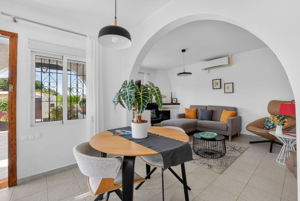 Se vende Pareada de 3 dormitorios en Costa Blanca, Alicante, España