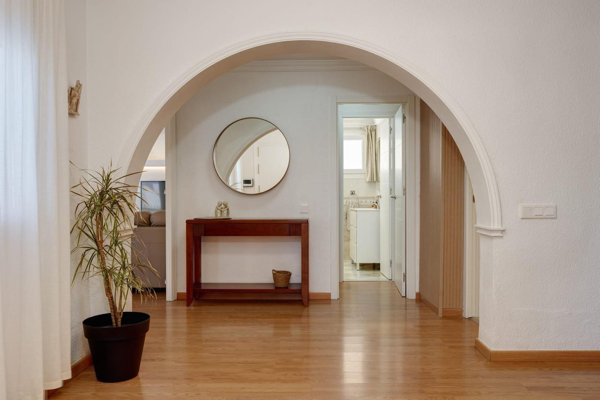 3 Bed Townhouse for sale in Los Pacos Costa Del Sol, Málaga, Spain
