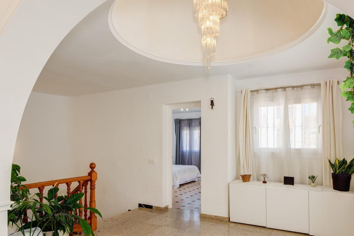 3 Bed Townhouse for sale in Los Pacos Costa Del Sol, Málaga, Spain