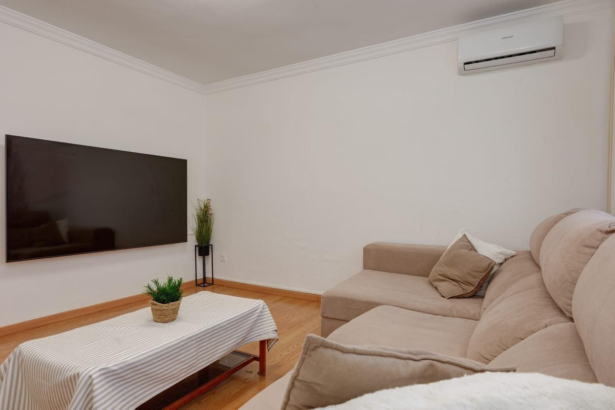 3 Bed Townhouse for sale in Los Pacos Costa Del Sol, Málaga, Spain