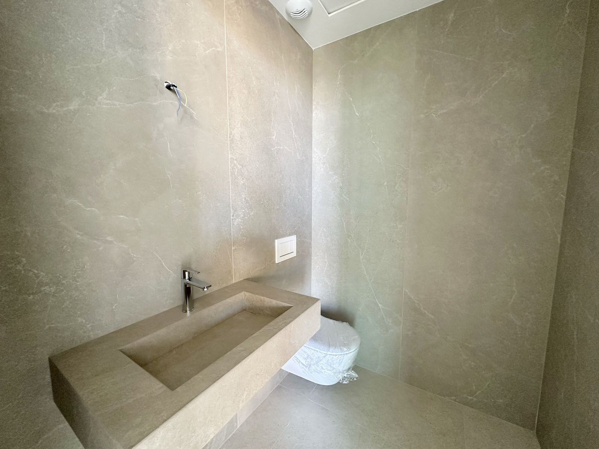 3 Bed Townhouse for sale in Benahavís Costa Del Sol, Málaga, Spain