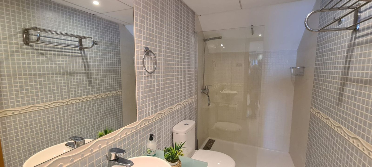3 Bed Apartment for sale in Higueron Costa Del Sol, Málaga, Spain