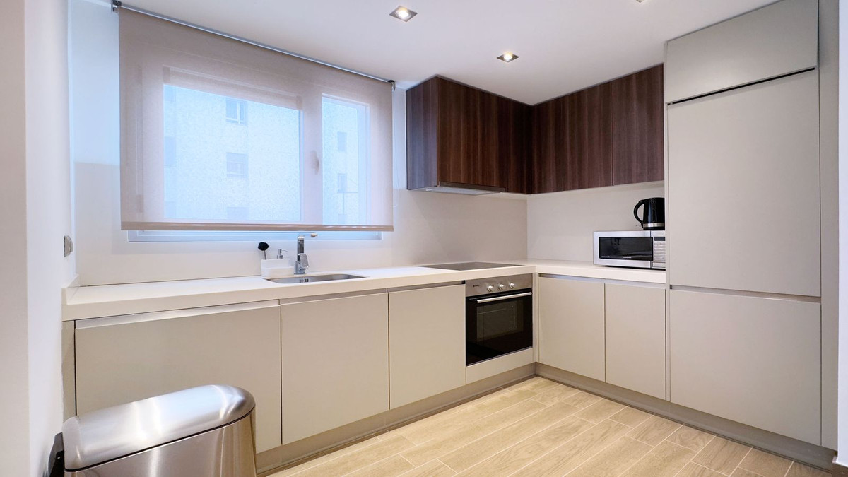 3 Bed Apartment for sale in Marbella Costa Del Sol, Málaga, Spain