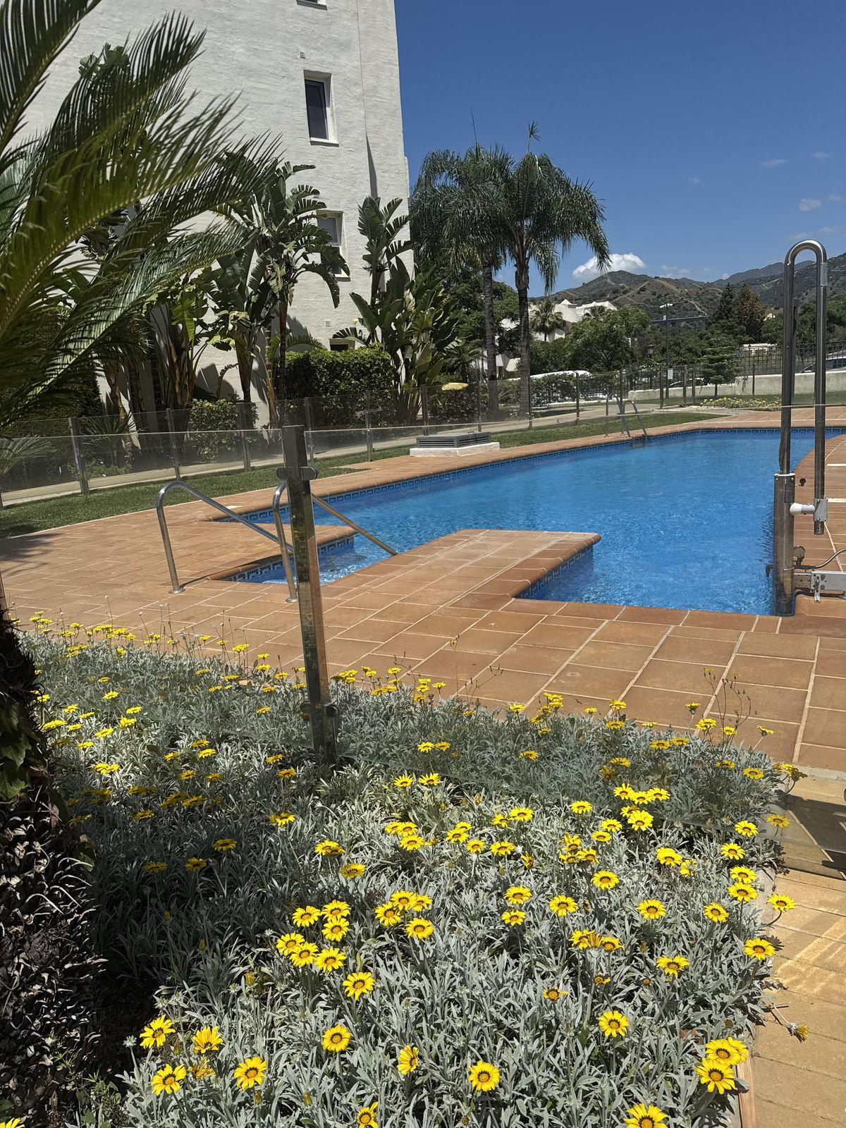 Se vende Apartamento Planta Media de 2 dormitorios en Costa Del Sol, Málaga, España