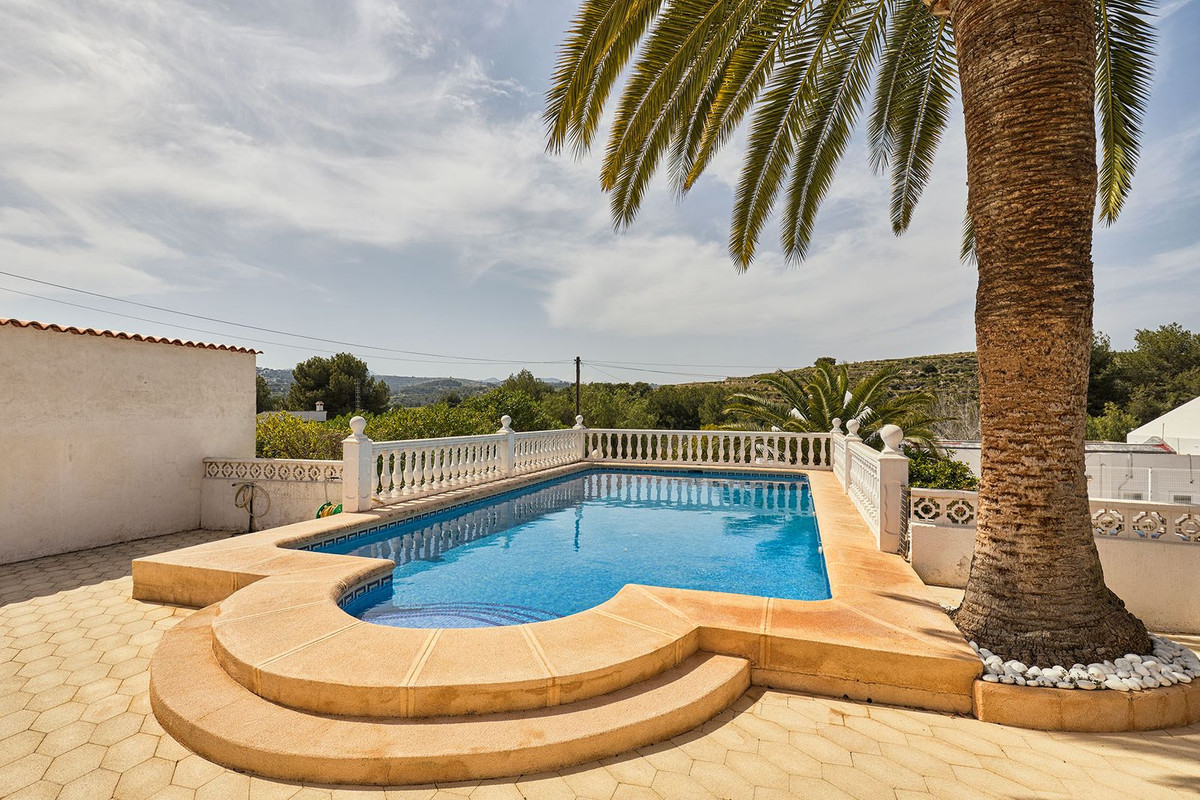 2 Bed Townhouse for sale in Moraira Costa Blanca, Alicante, Spain