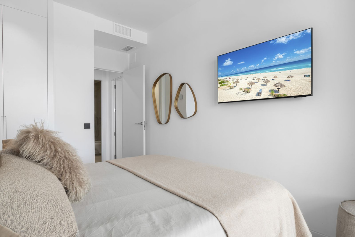 2 Bed Apartment for sale in Altos De Los Monteros Costa Del Sol, Málaga, Spain