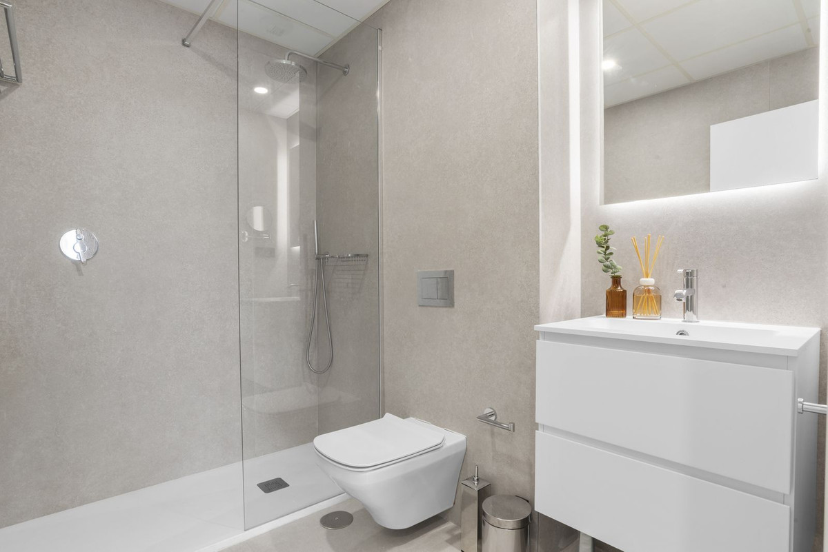2 Bed Apartment for sale in Altos De Los Monteros Costa Del Sol, Málaga, Spain