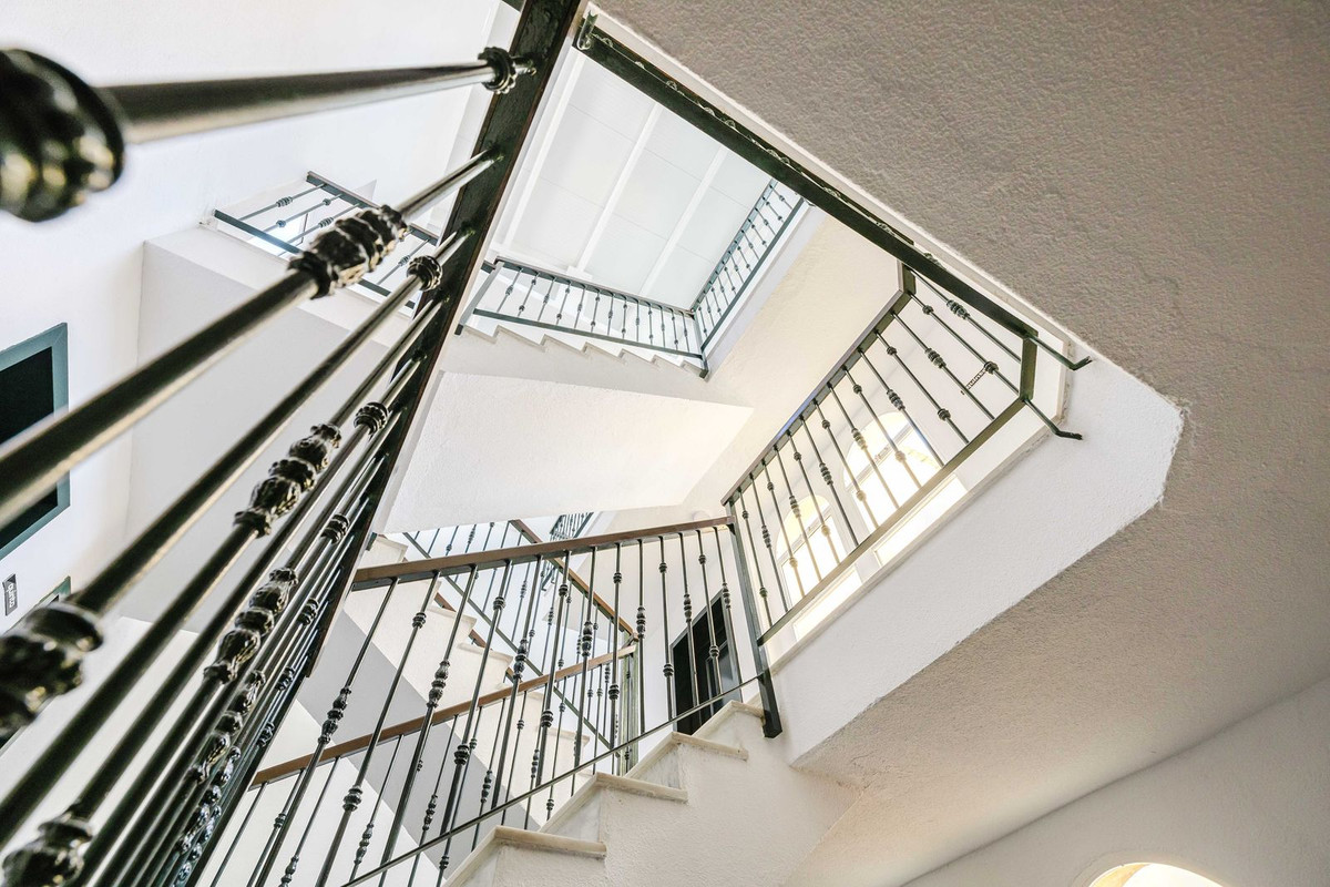 Se vende Apartamento Planta Media de 3 dormitorios en Costa Del Sol, Málaga, España