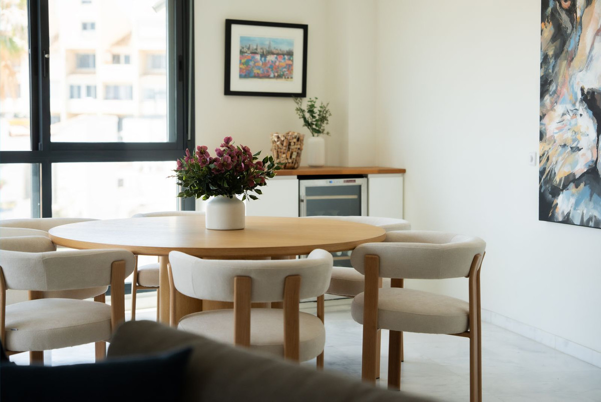 2 Bed Apartment for sale in Estepona Costa Del Sol, Málaga, Spain