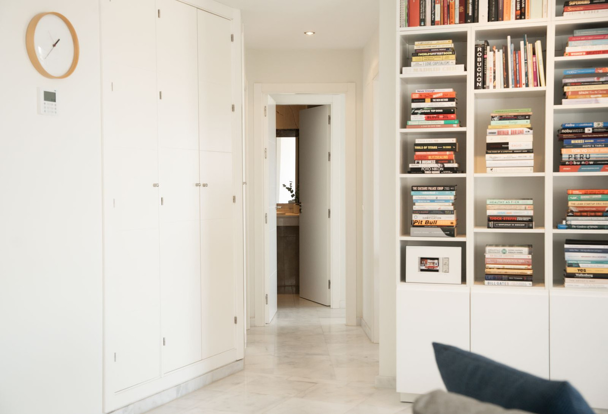 2 Bed Apartment for sale in Estepona Costa Del Sol, Málaga, Spain