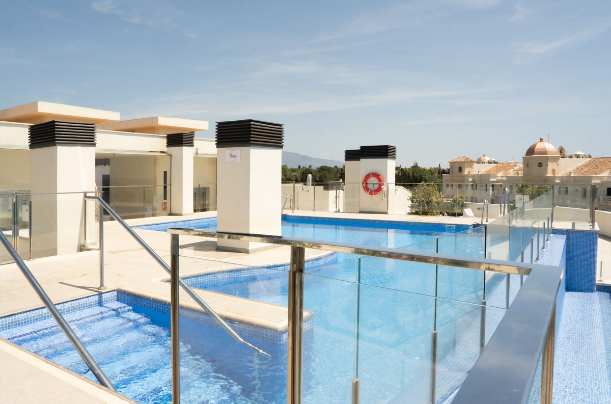 2 Bed Apartment for sale in Estepona Costa Del Sol, Málaga, Spain