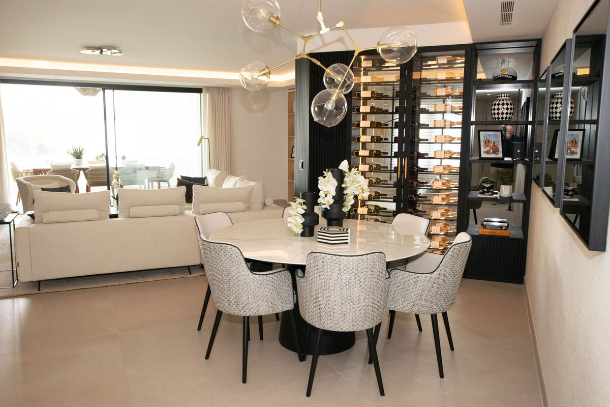 3 Bed Apartment for sale in Puerto Banús Costa Del Sol, Málaga, Spain
