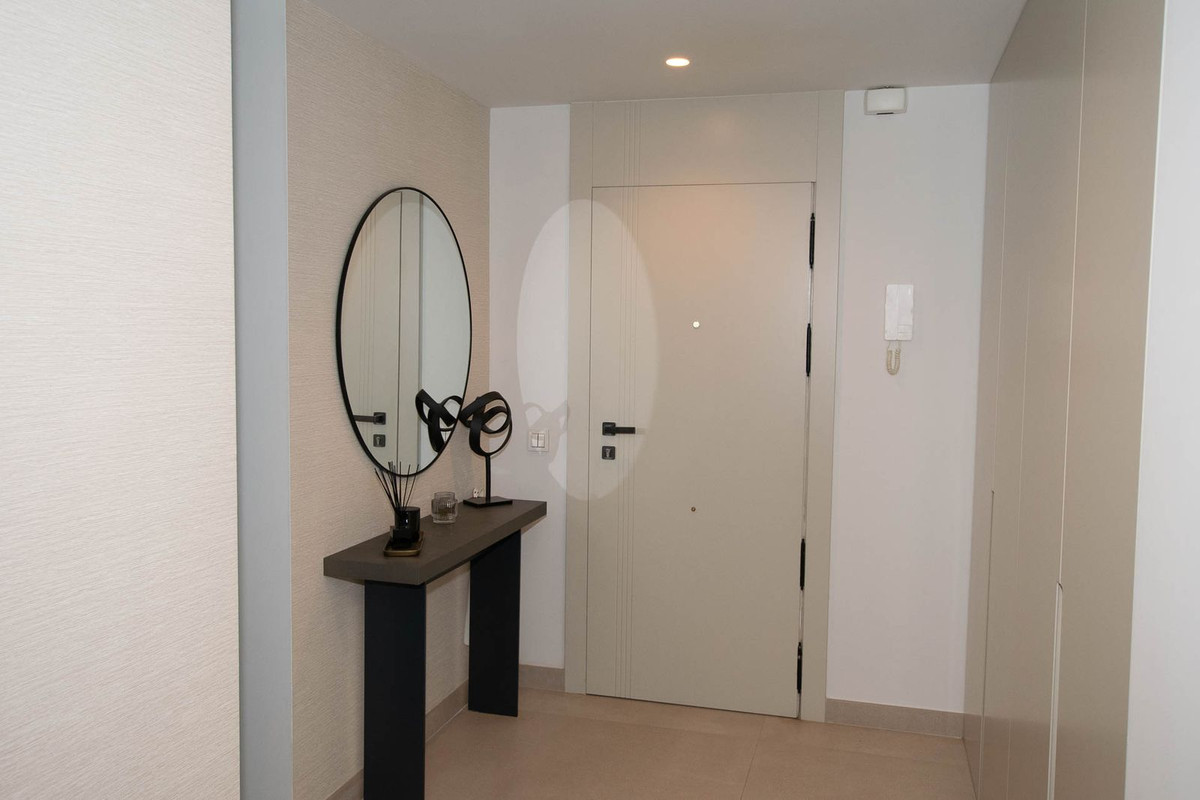 3 Bed Apartment for sale in Puerto Banús Costa Del Sol, Málaga, Spain
