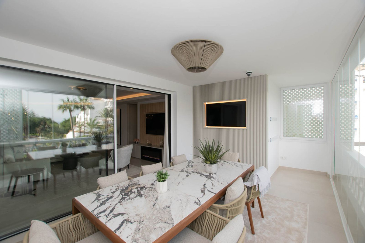 3 Bed Apartment for sale in Puerto Banús Costa Del Sol, Málaga, Spain