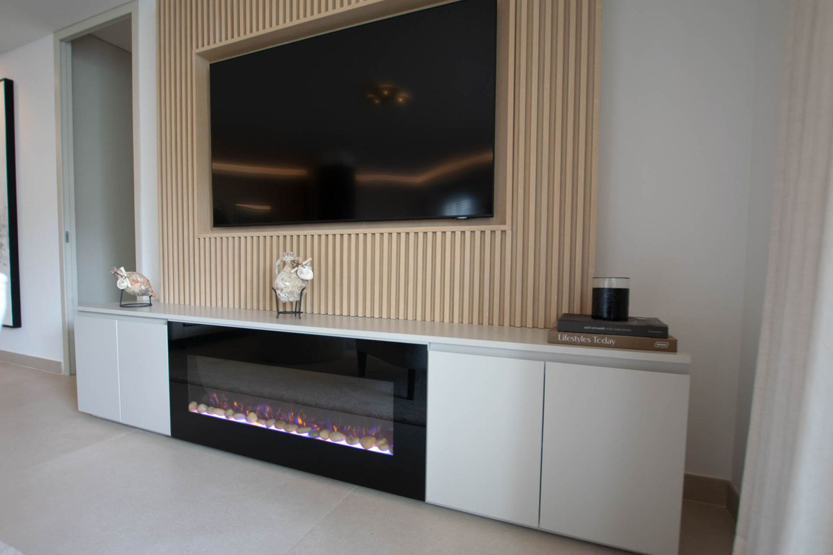 3 Bed Apartment for sale in Puerto Banús Costa Del Sol, Málaga, Spain