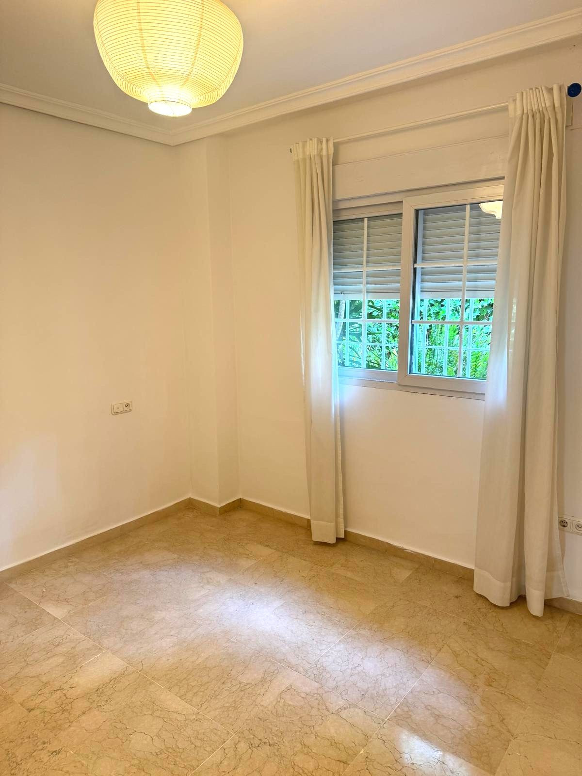 2 Bed Apartment for sale in The Golden Mile Costa Del Sol, Málaga, Spain