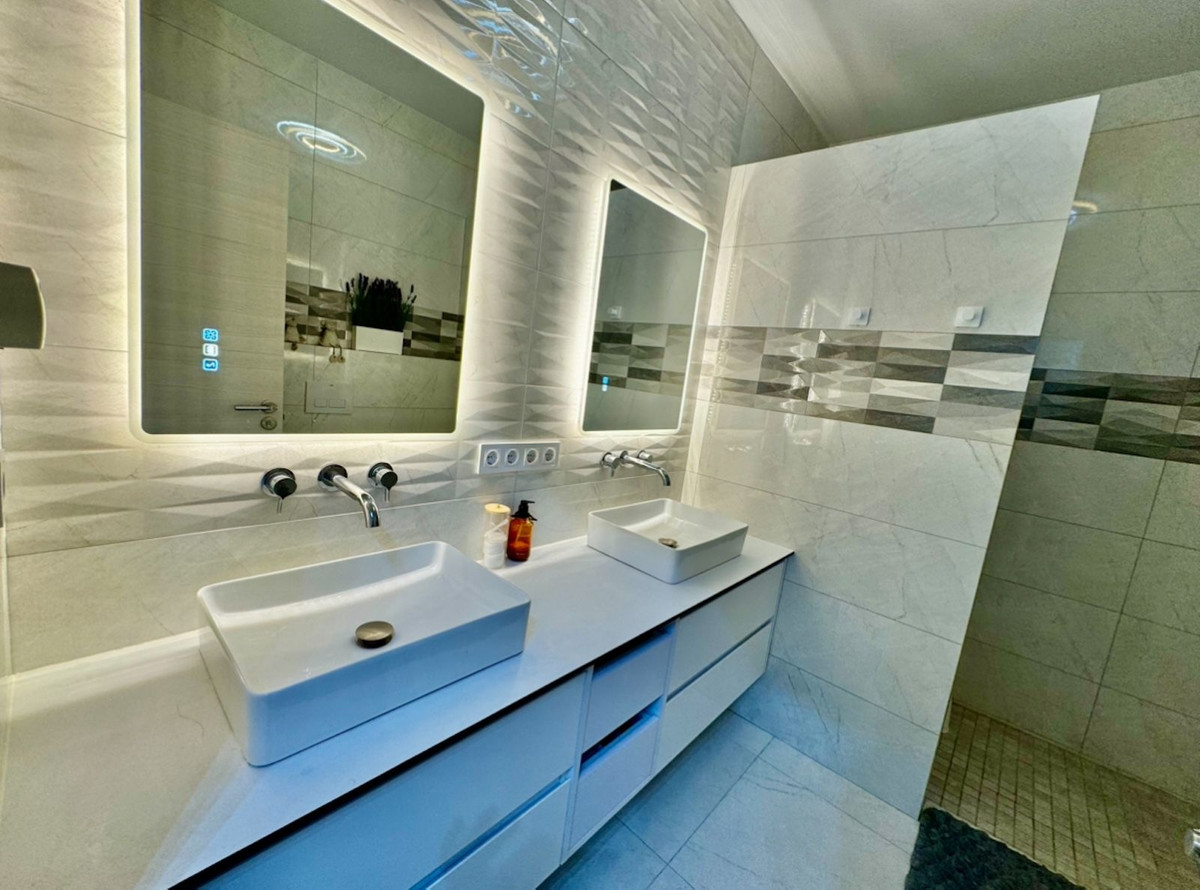 3 Bed Townhouse for sale in Atalaya Costa Del Sol, Málaga, Spain