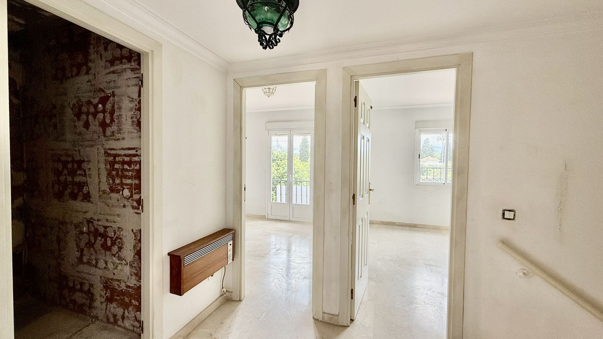 4 Bed Townhouse for sale in Puerto Banús Costa Del Sol, Málaga, Spain