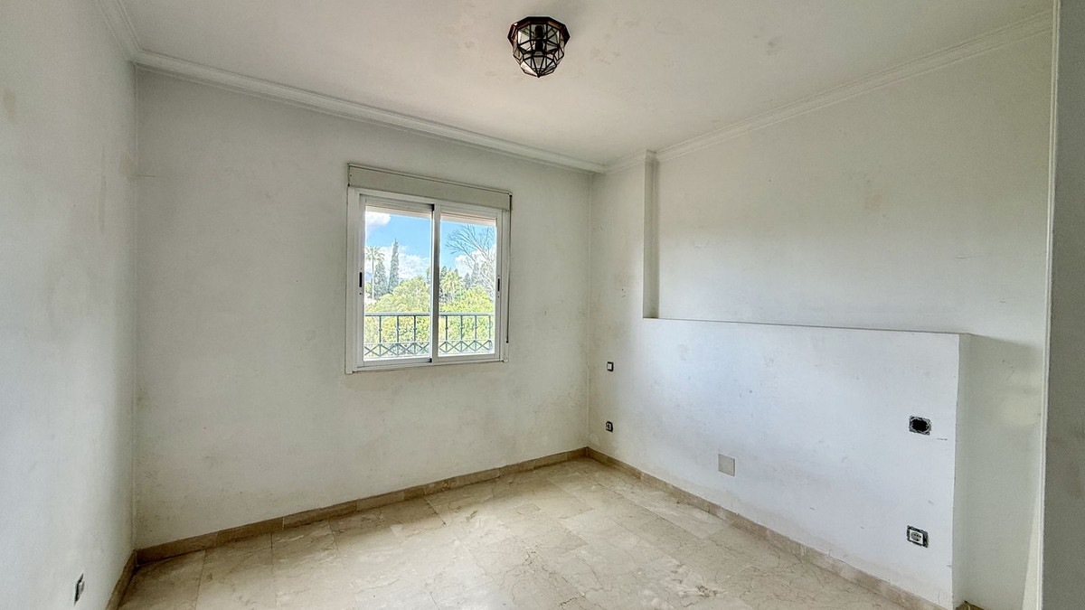 4 Bed Townhouse for sale in Puerto Banús Costa Del Sol, Málaga, Spain