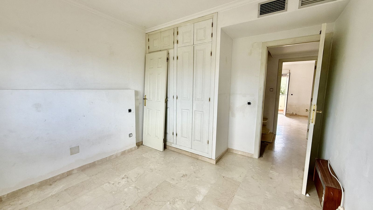 4 Bed Townhouse for sale in Puerto Banús Costa Del Sol, Málaga, Spain