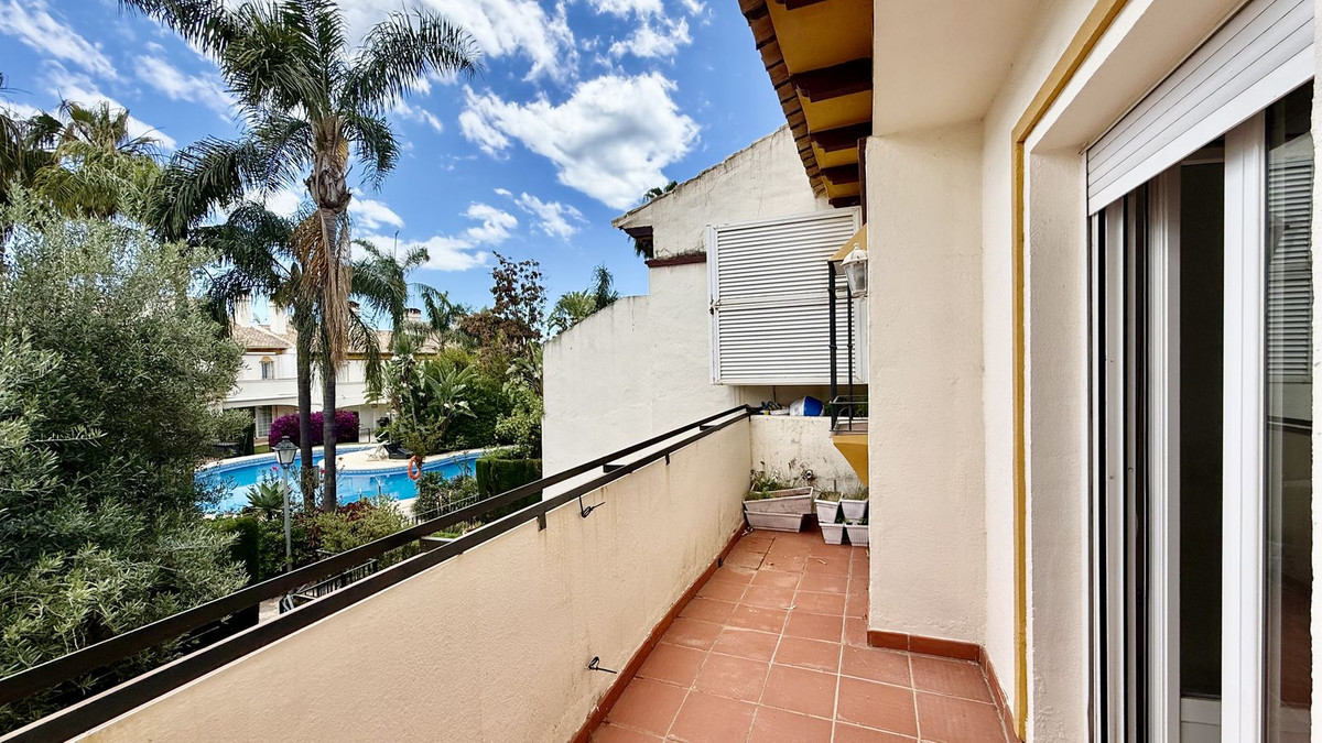 4 Bed Townhouse for sale in Puerto Banús Costa Del Sol, Málaga, Spain