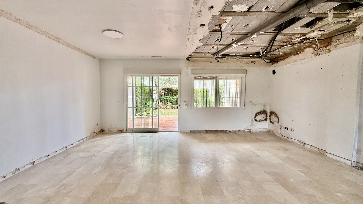 4 Bed Townhouse for sale in Puerto Banús Costa Del Sol, Málaga, Spain