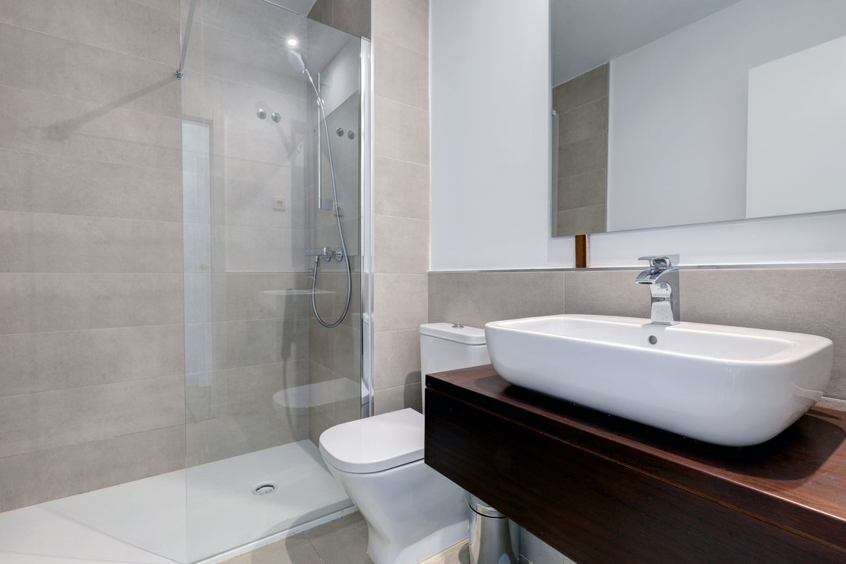 Se vende Adosada de 4 dormitorios en Costa Del Sol, Málaga, España