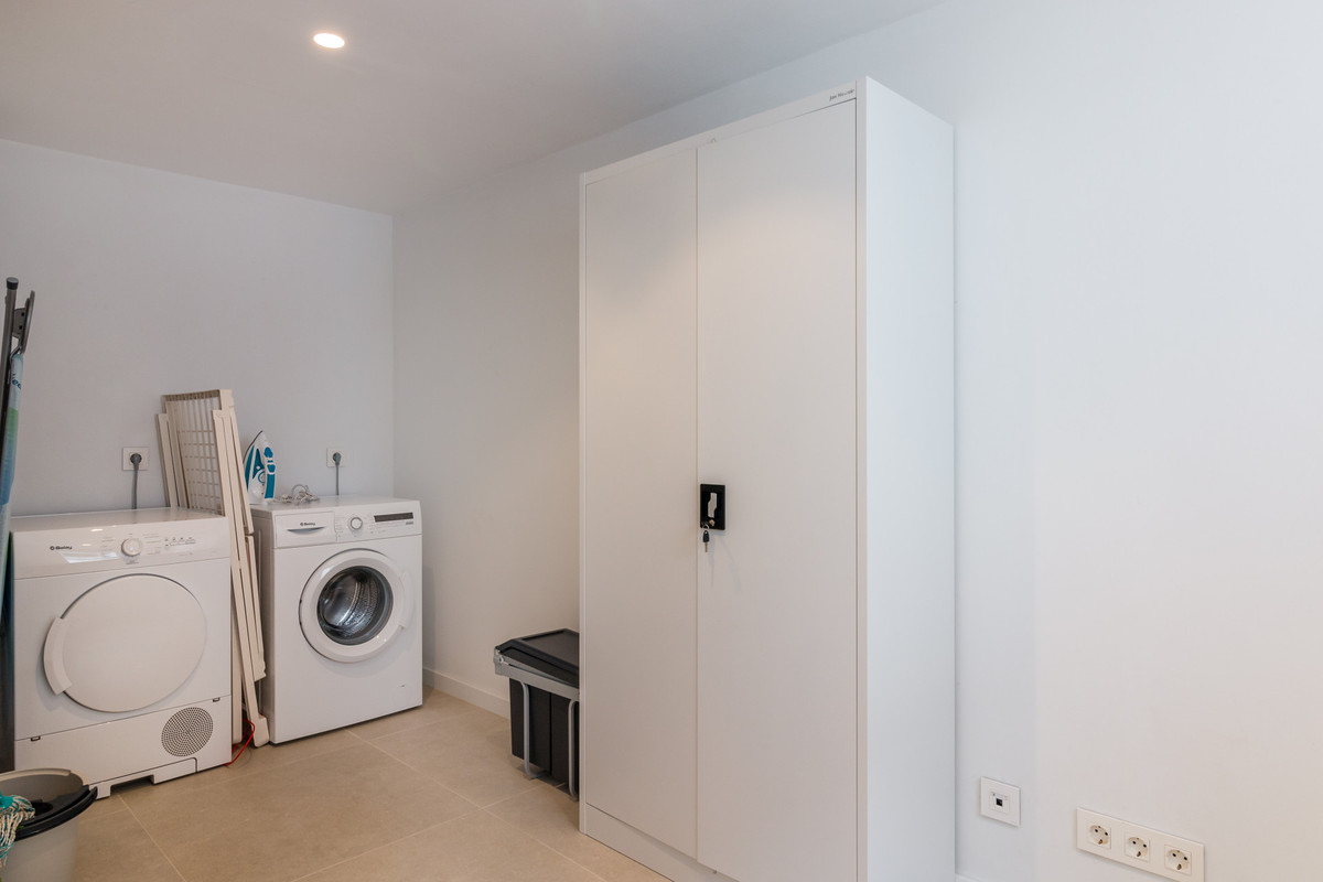 Se vende Pareada de 2 dormitorios en Costa Del Sol, Málaga, España