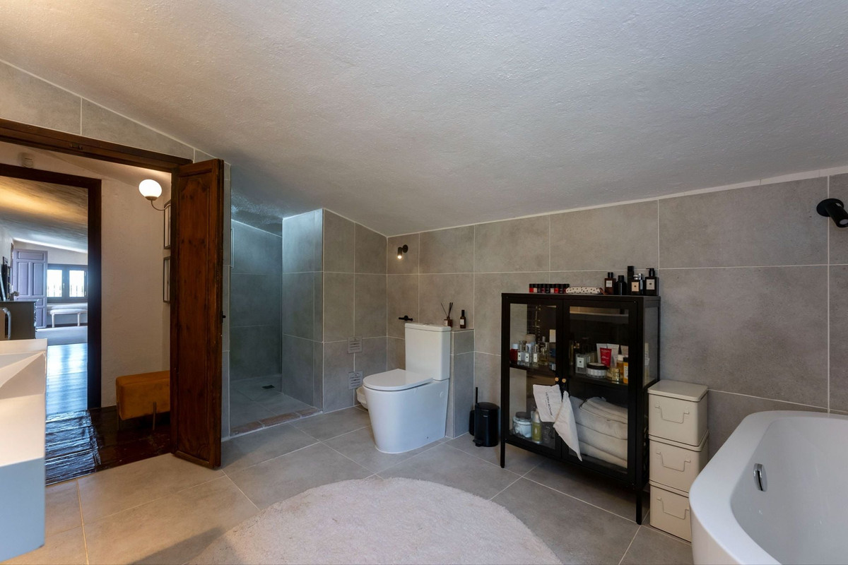 3 Bed Townhouse for sale in Alhaurín El Grande Costa Del Sol, Málaga, Spain