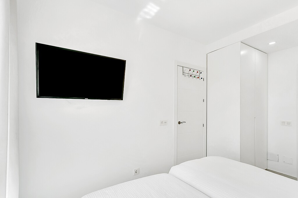 2 Bed Apartment for sale in Marbella Costa Del Sol, Málaga, Spain