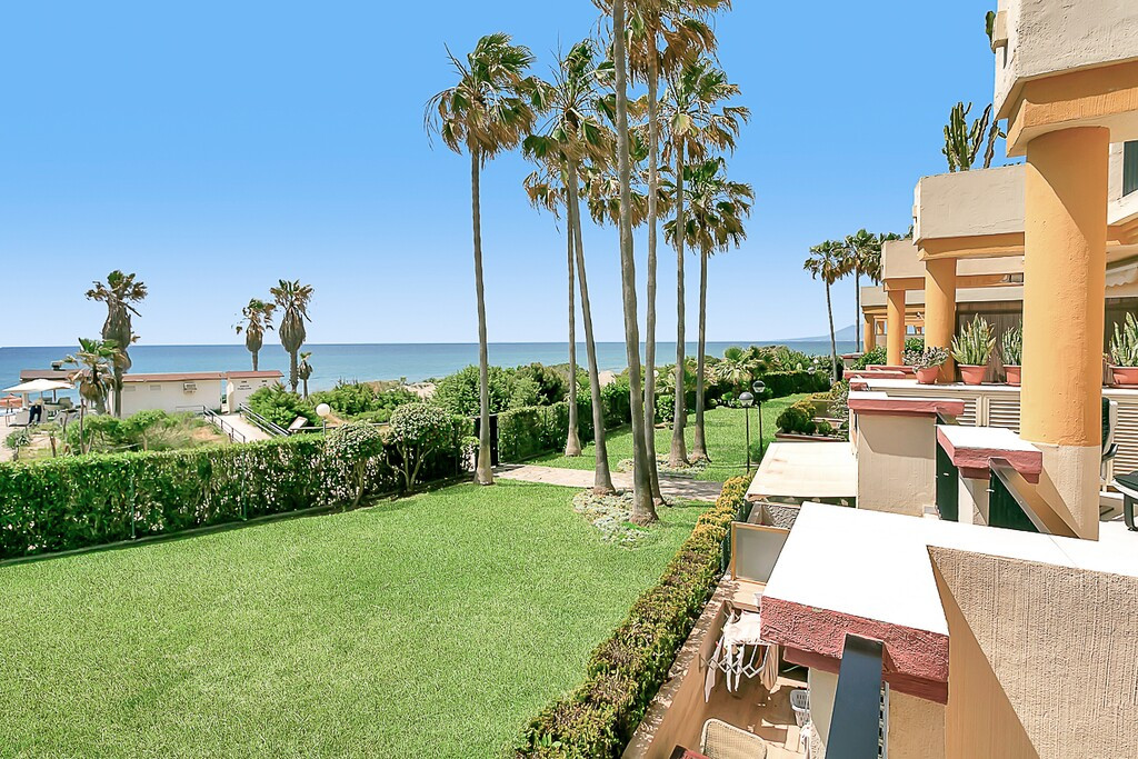2 Bed Apartment for sale in Marbella Costa Del Sol, Málaga, Spain
